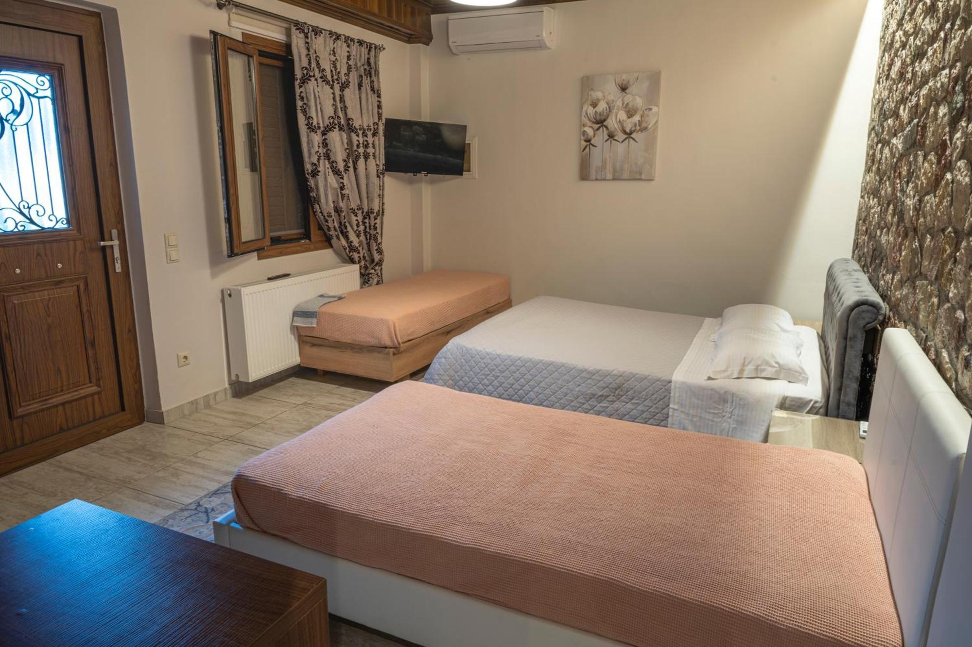 Liontos Rooms 普拉曼塔 外观 照片